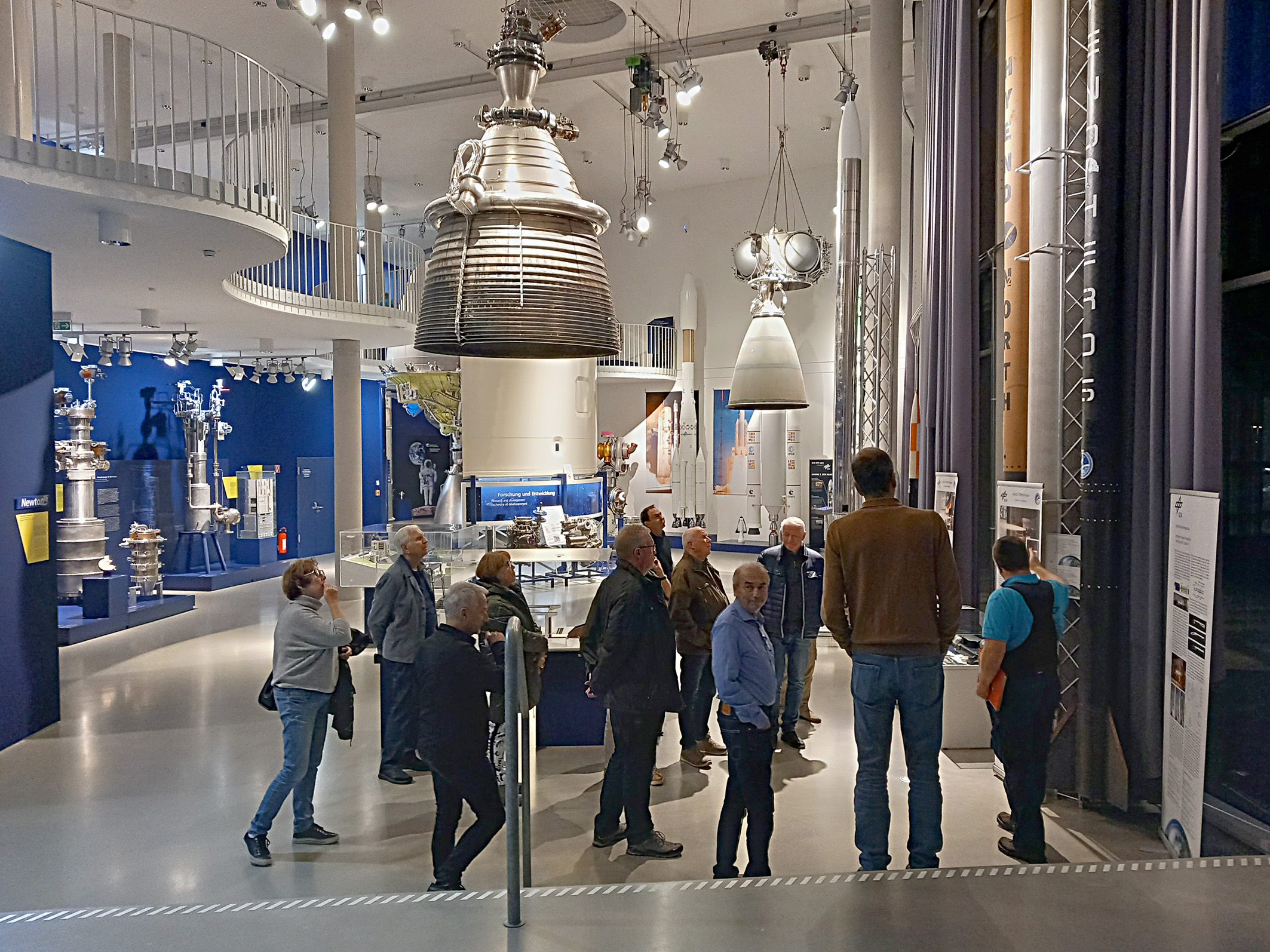 Blick ins DLR-Zentrum